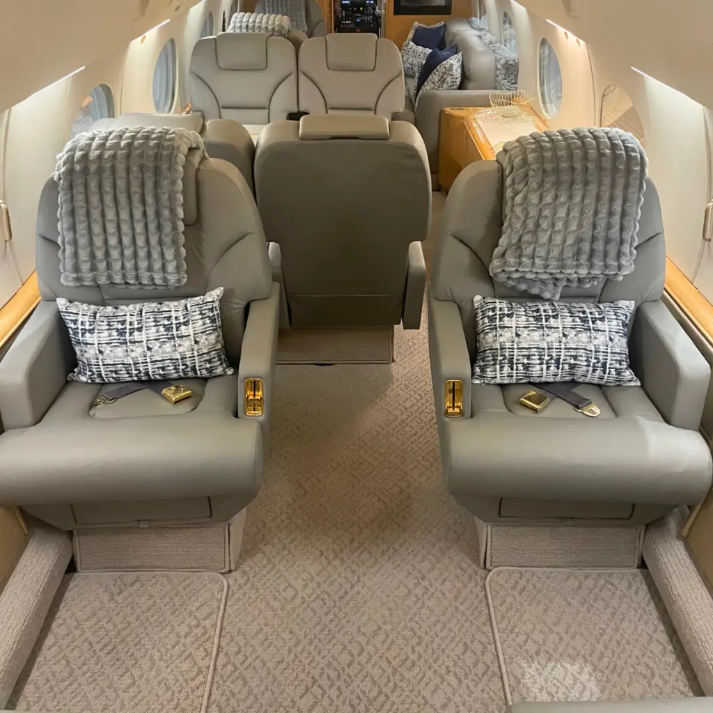 Gulfstream IV-SP N268VT operated by Prime Jet, LLC photo 3