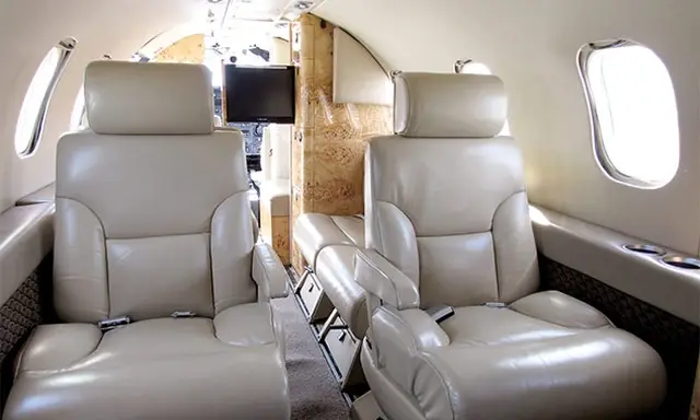 Bombardier Learjet 35A N269JR operated by Paradigm Jet Management, KSAN photo 2