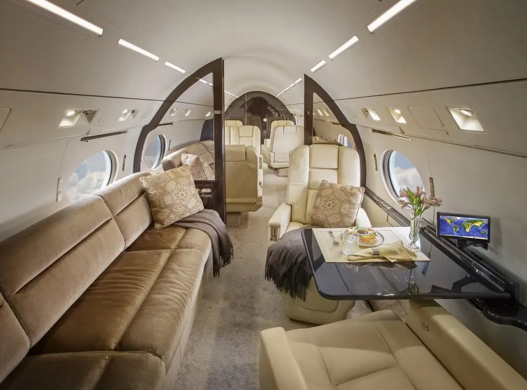 Gulfstream IV-SP N270SC operated by Trans-Exec Air Service, Inc. photo 3