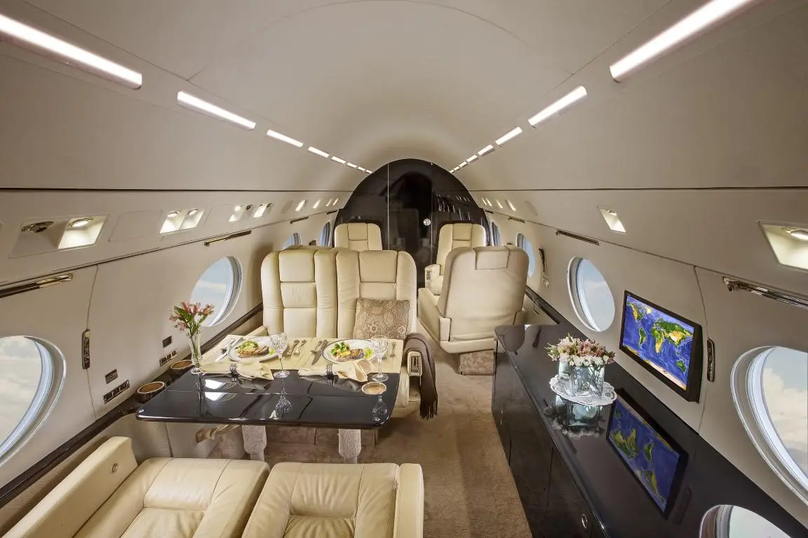 Gulfstream IV-SP N270SC operated by Trans-Exec Air Service, Inc. photo 5