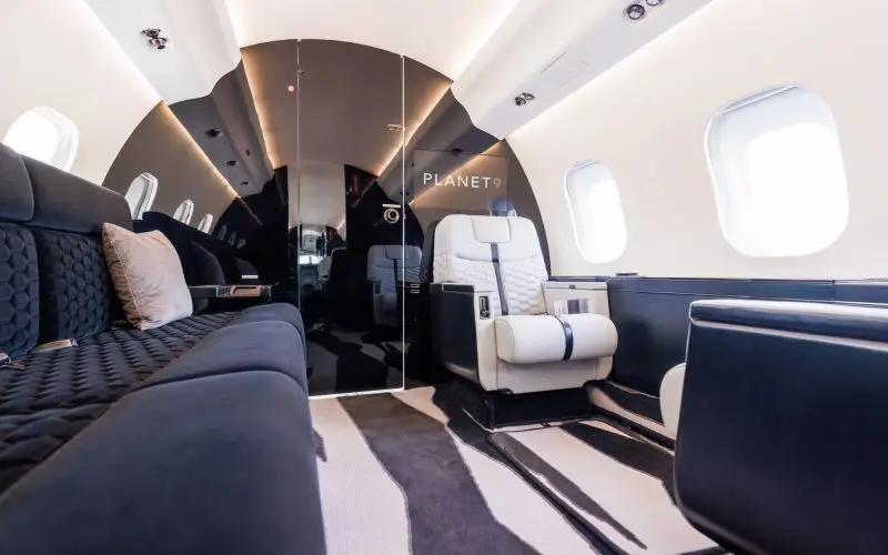 Bombardier Global Express N271GL operated by Planet 9 Private Air ("P9PA") photo 5