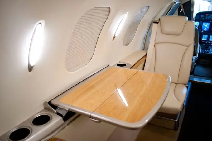 Honda HondaJet N273C operated by Cutter Flight Management, Inc. photo 3