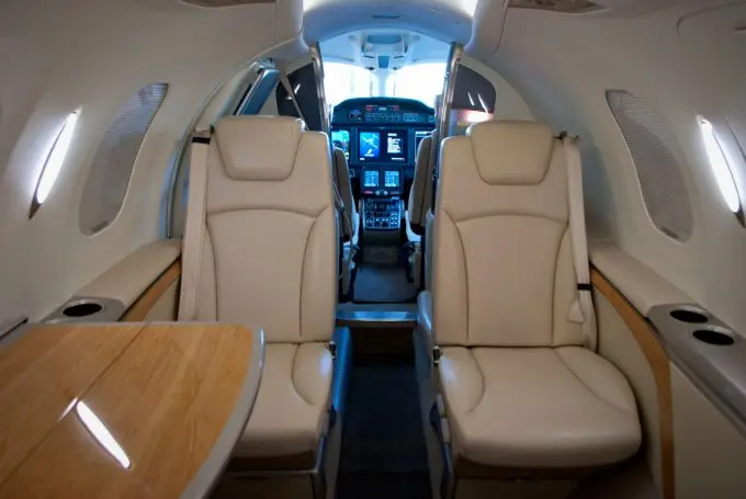 Honda HondaJet N273C operated by Cutter Flight Management, Inc. photo 5