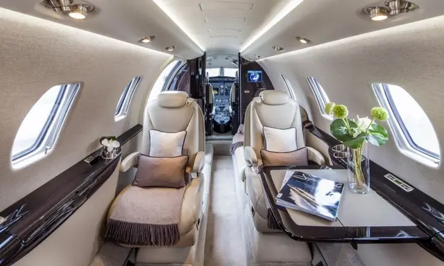 Cessna Citation XLS+ N275MB operated by Avjet Holding Inc., KBUR photo 4