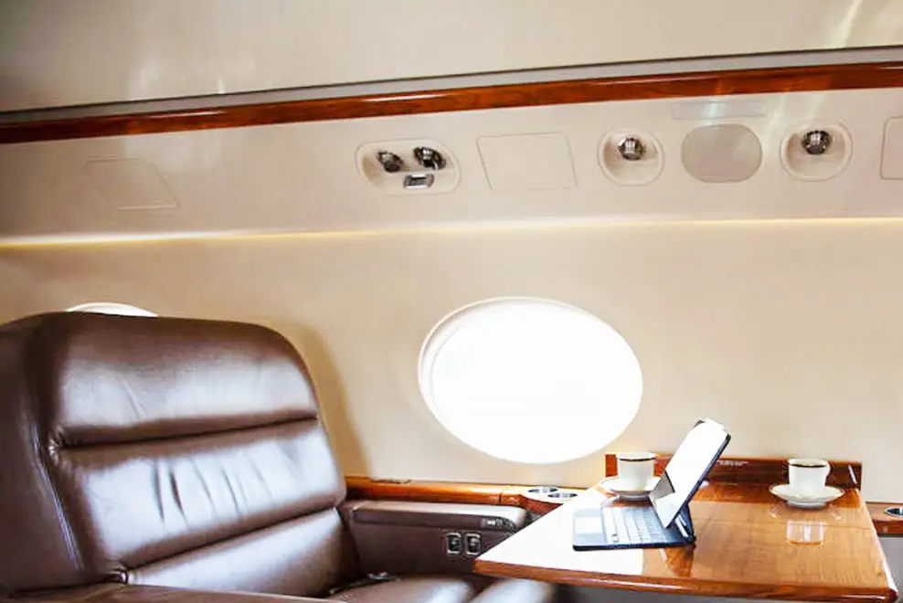 Gulfstream V N280PH operated by Global Air Charters, Inc. photo 2