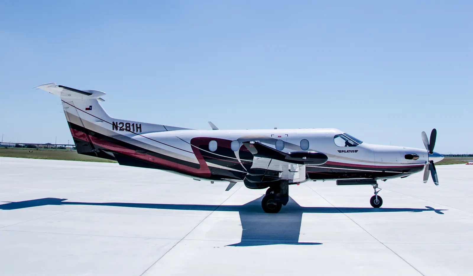 Pilatus PC-12/47 N281H operated by Sterling Air Service LLC, exterior