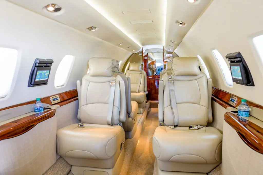 Cessna Citation Sovereign N284J operated by Jet Linx Aviation, LLC photo 2