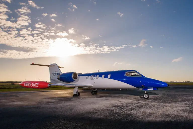 Bombardier Learjet 35A N289AW operated by Air Gato Enterprises, Inc., KPIE, exterior