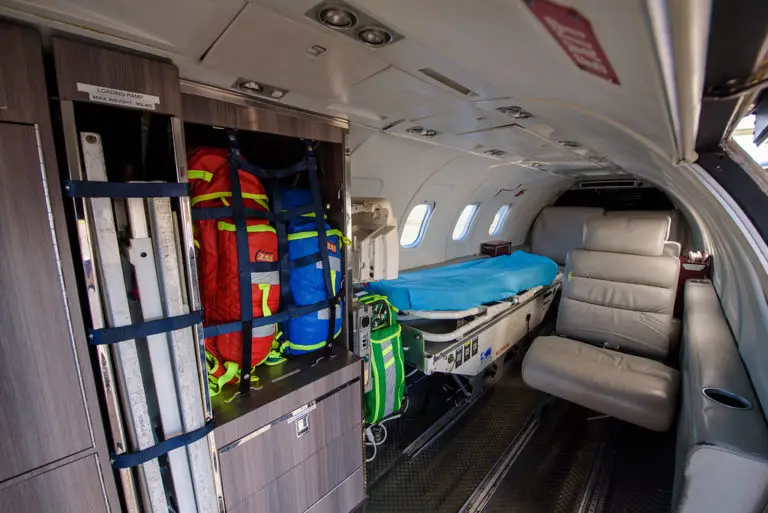 Bombardier Learjet 35A N289AW operated by Air Gato Enterprises, Inc., KPIE photo 2