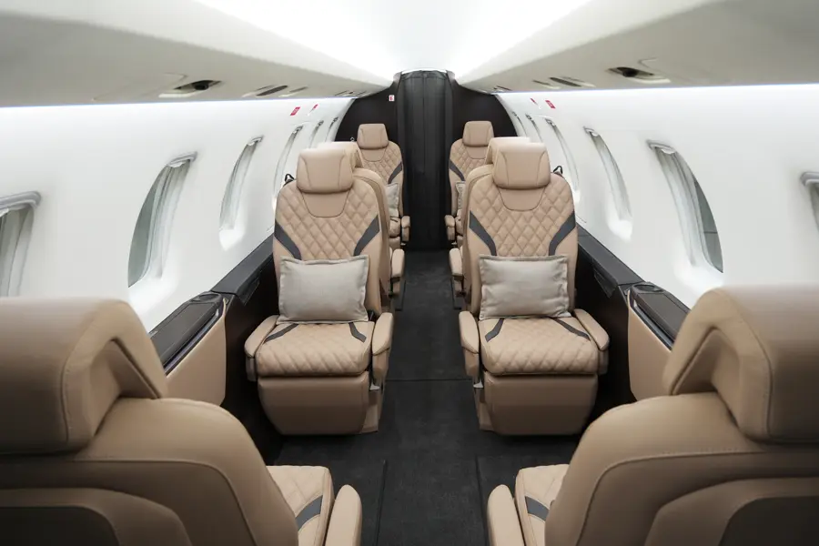 Pilatus PC-24 N28GN operated by KCAC Aviation (Kansas City Aviation Center) photo 2