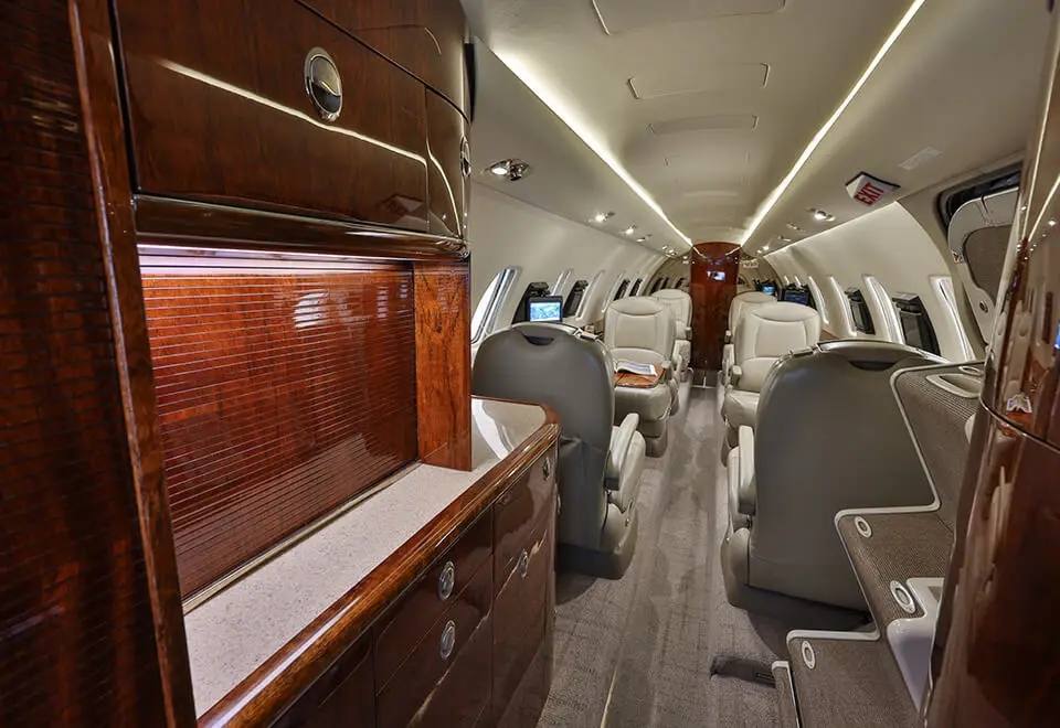 Cessna Citation Sovereign N2Q operated by American Air Charter, Inc. photo 4