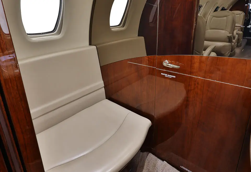 Cessna Citation Sovereign N2Q operated by American Air Charter, Inc. photo 5