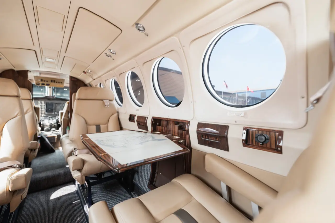 Beechcraft King Air 200 N300AJ operated by Executive Air Taxi Corporation photo 3