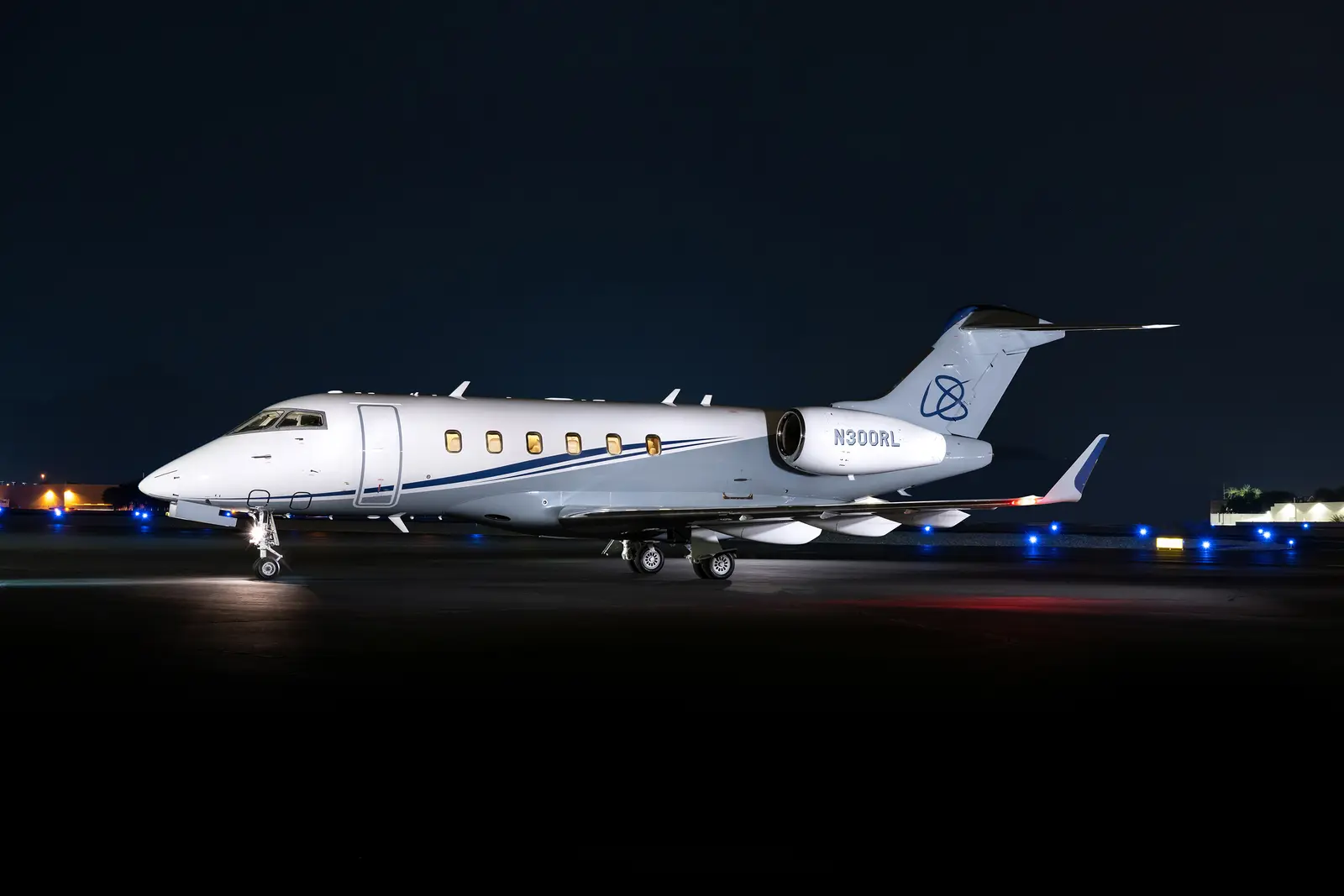 Bombardier Challenger 300 N300RL