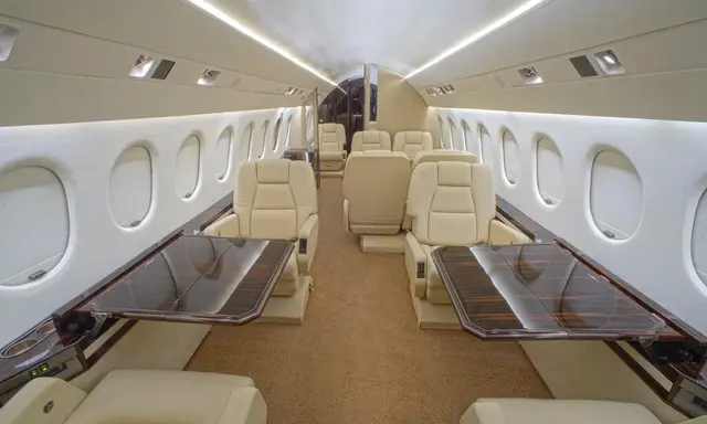 Dassault Falcon 900B N301RD operated by Saturn Aviation, LLC photo 2