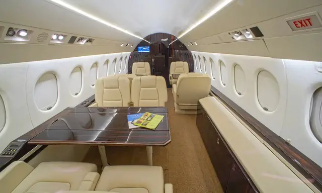 Dassault Falcon 900B N301RD operated by Saturn Aviation, LLC photo 3