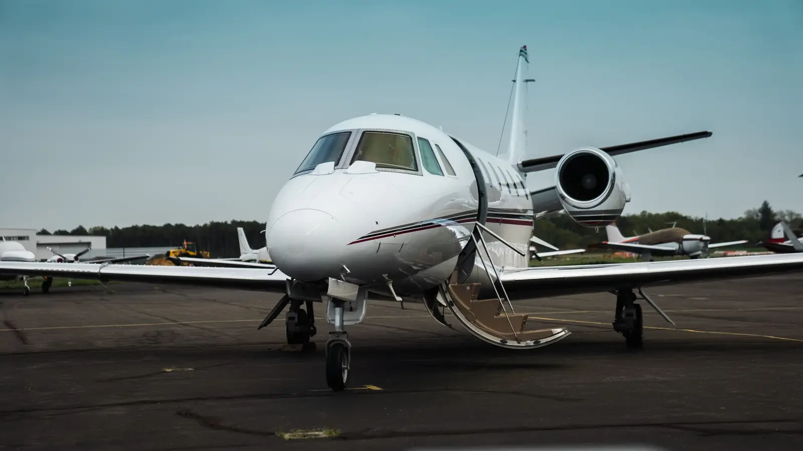 Cessna Citation Excel N301VR operated by Ventura Air Services photo 4