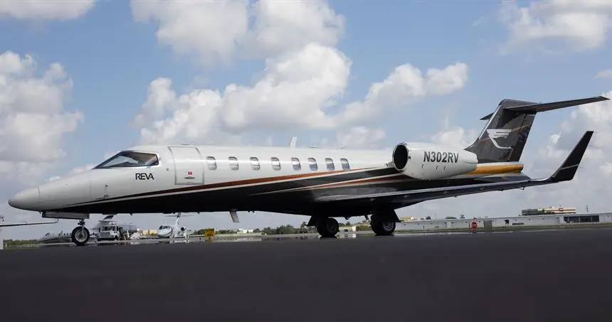 Bombardier Learjet 45 N302RV operated by Reva, Inc., exterior