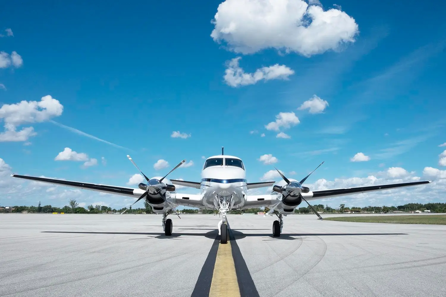 Beechcraft King Air C90A N305ZA operated by Zulu Air Charter, exterior