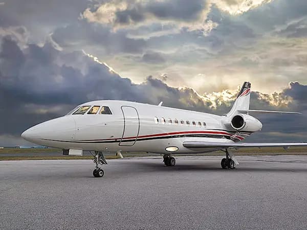 Dassault Falcon 2000 N307MD operated by Jet Linx Aviation, LLC photo 4
