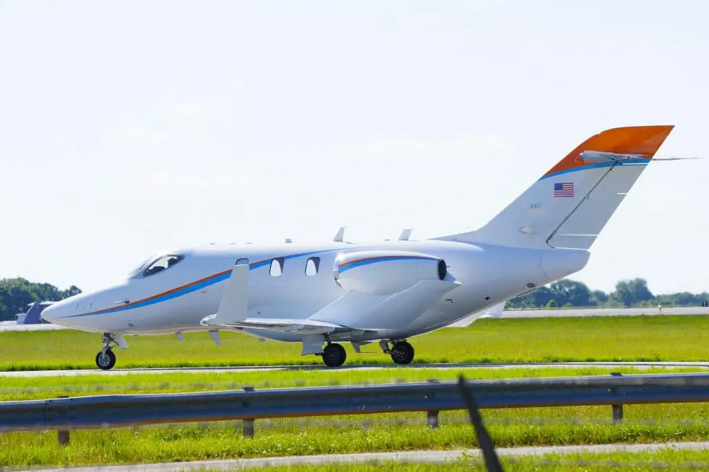 Honda HondaJet N311HJ operated by Leviate Jet Management photo 2