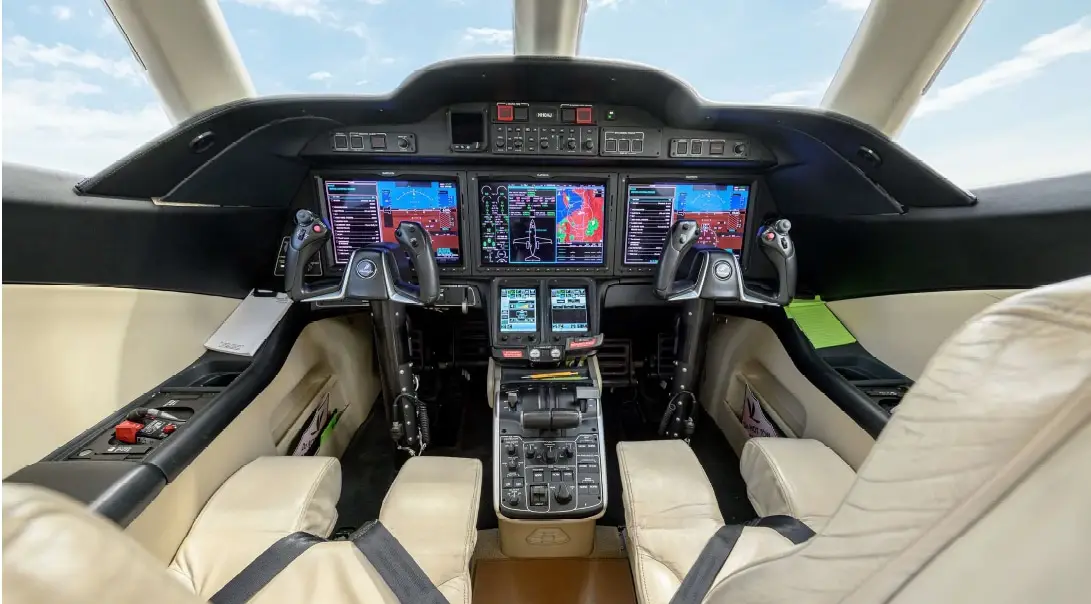 Honda HondaJet N311HJ operated by Leviate Jet Management photo 6