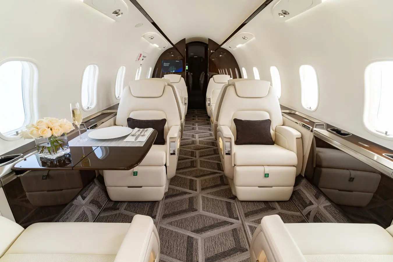 Bombardier Challenger 350 N312EA operated by Jet Edge International photo 4