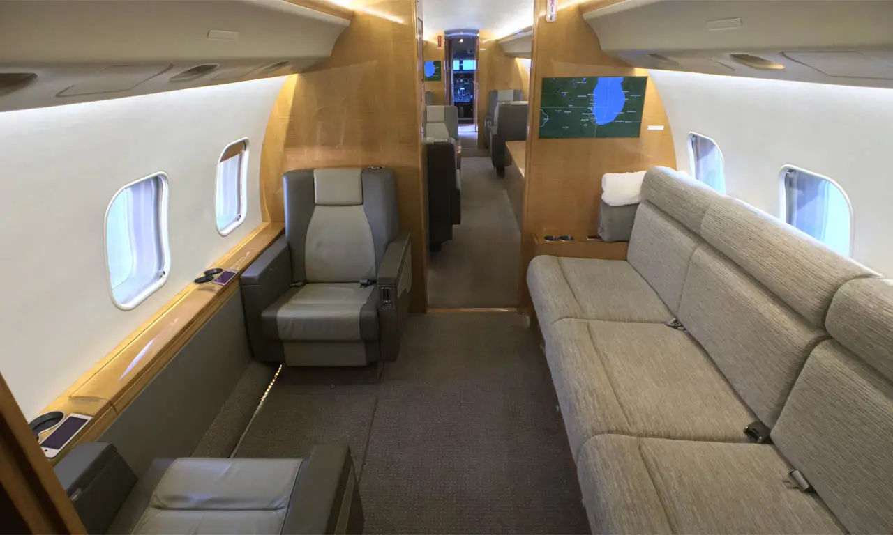 Bombardier Global Express N313BK operated by Wingtip Aviation photo 2