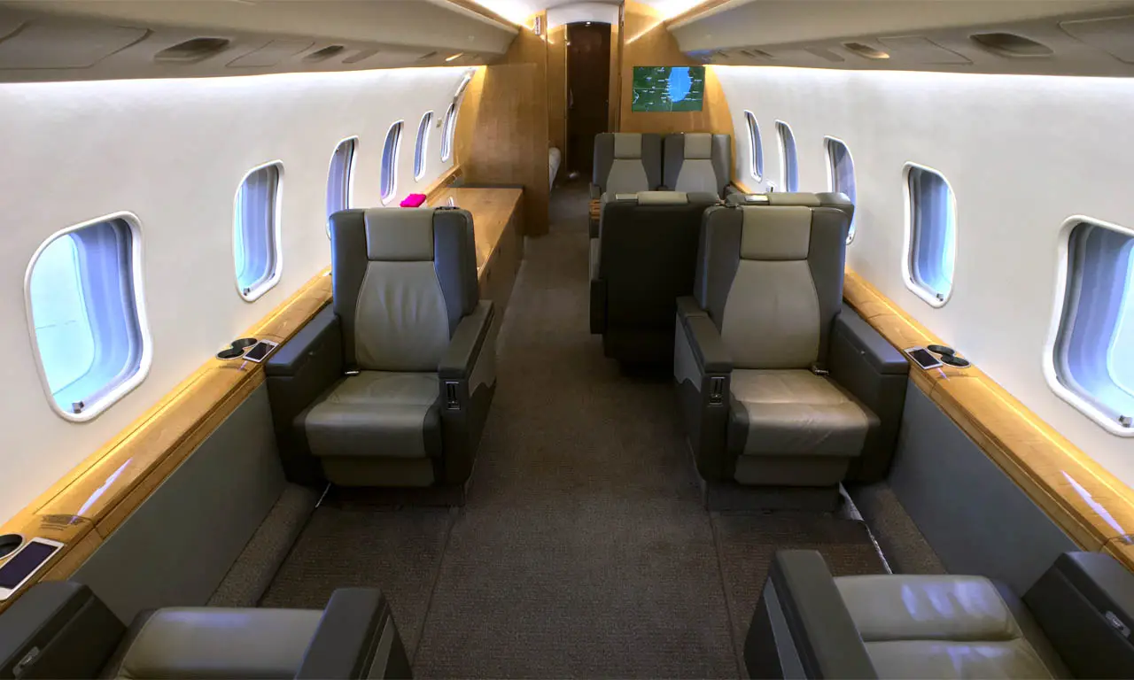 Bombardier Global Express N313BK operated by Wingtip Aviation photo 5