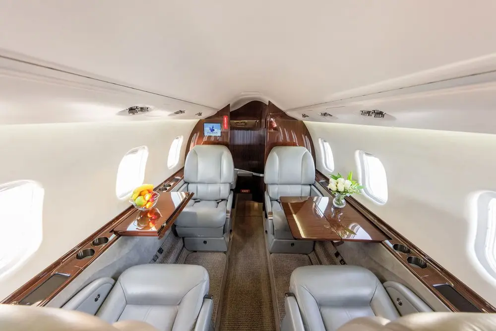 Bombardier Learjet 60 N314CM operated by Pegasus Elite Aviation, Inc. photo 5