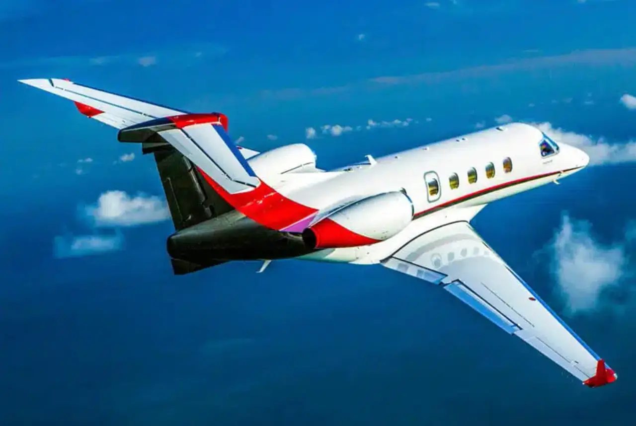 Embraer Phenom 300 N317N operated by Nicholas Air photo 5
