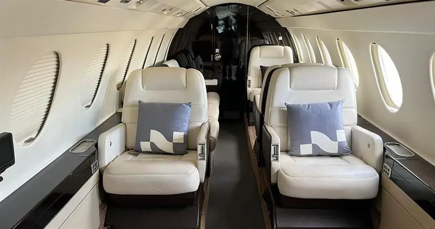 Dassault Falcon 50 N319CF operated by Aircharters Worldwide, Inc. photo 4
