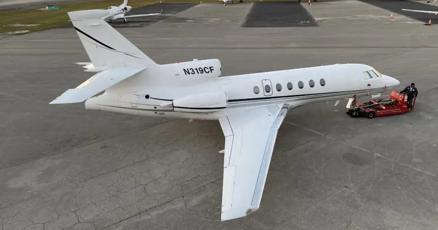 Dassault Falcon 50 N319CF operated by Aircharters Worldwide, Inc. photo 5