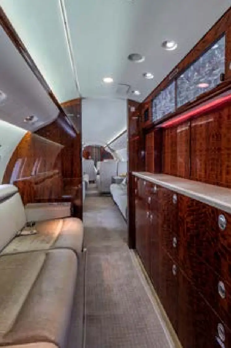 Bombardier Global Express XRS N319GG operated by ACI Jet photo 3