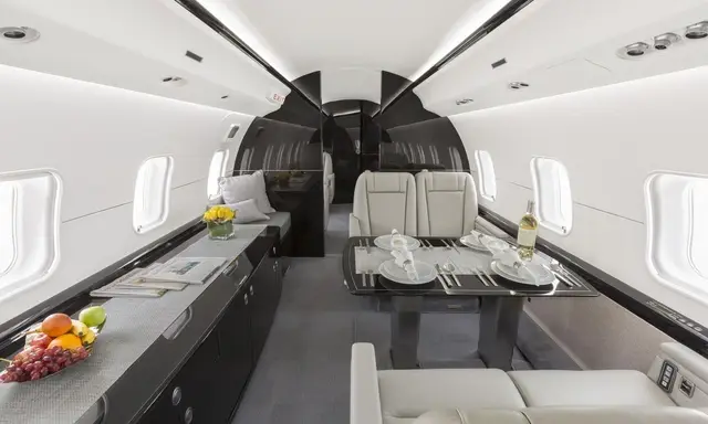 Bombardier Global Express N320GX operated by Sun Air Jets photo 5