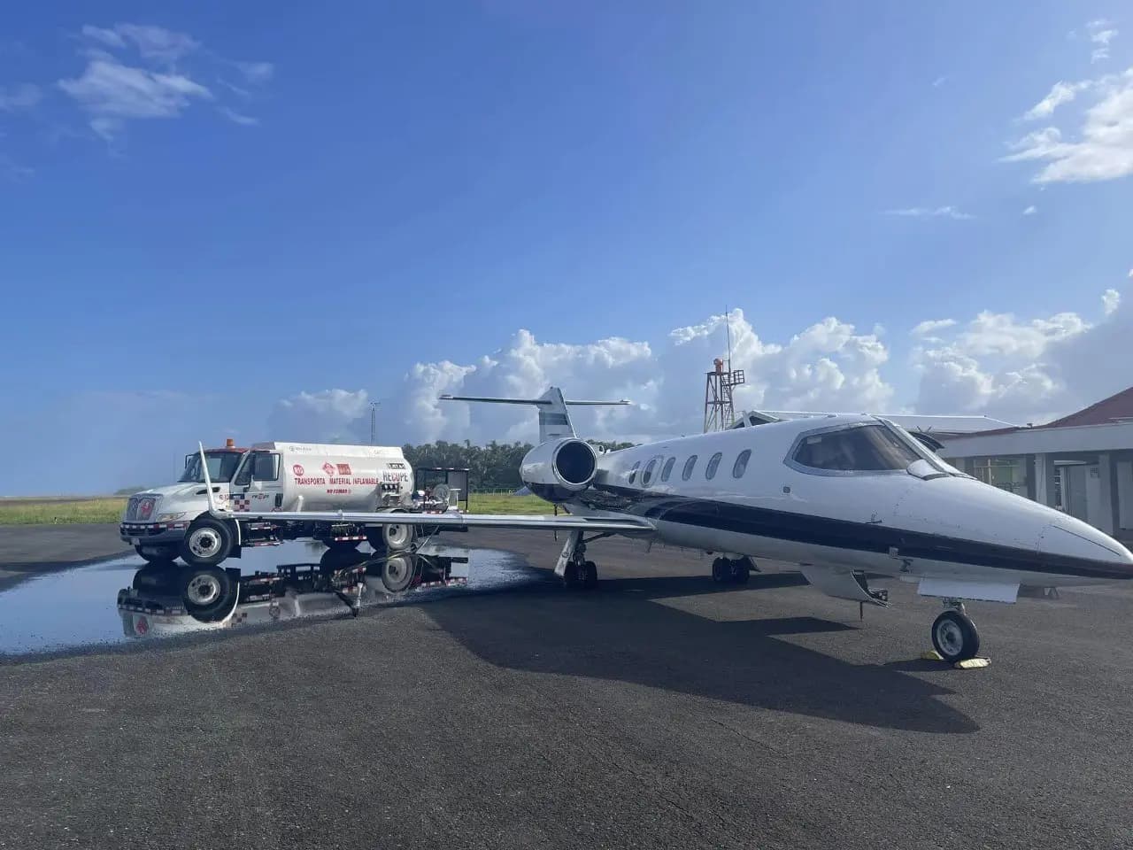Bombardier Learjet 31A N322PR operated by Dorato Jets, LLC, KSAN, exterior