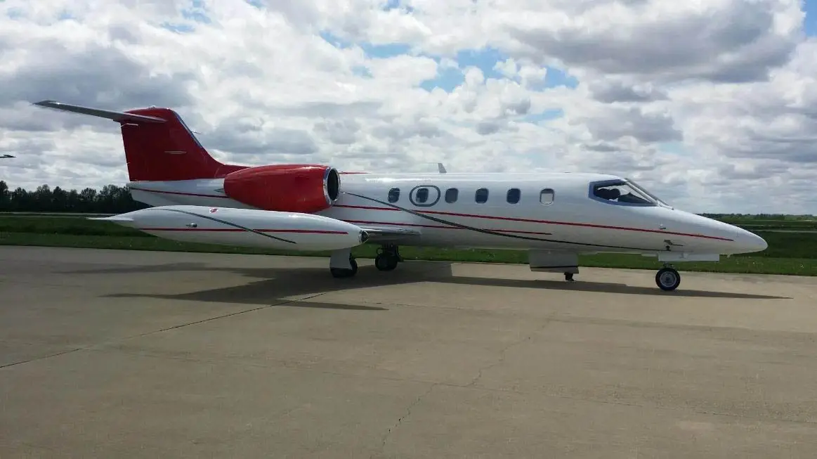 Bombardier Learjet 35A N325NW operated by Kalitta Charters LLC photo 2