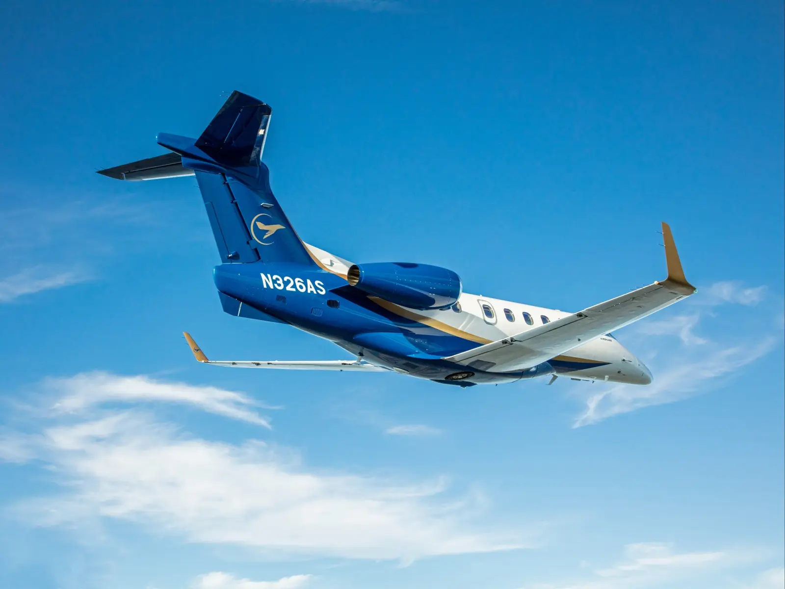Embraer Phenom 300 N326AS