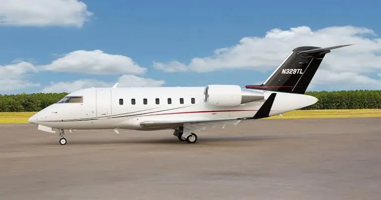 Bombardier Challenger 605 N329TL operated by Jet Linx Aviation, LLC, exterior