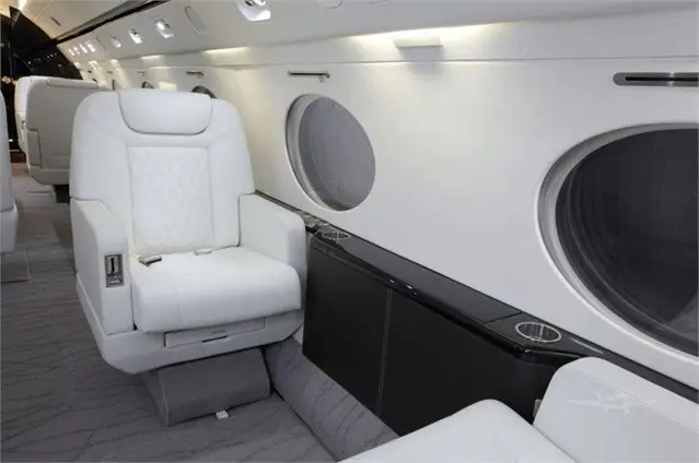 Gulfstream IV-SP N348DJ operated by Lyon Aviation, Inc. photo 4