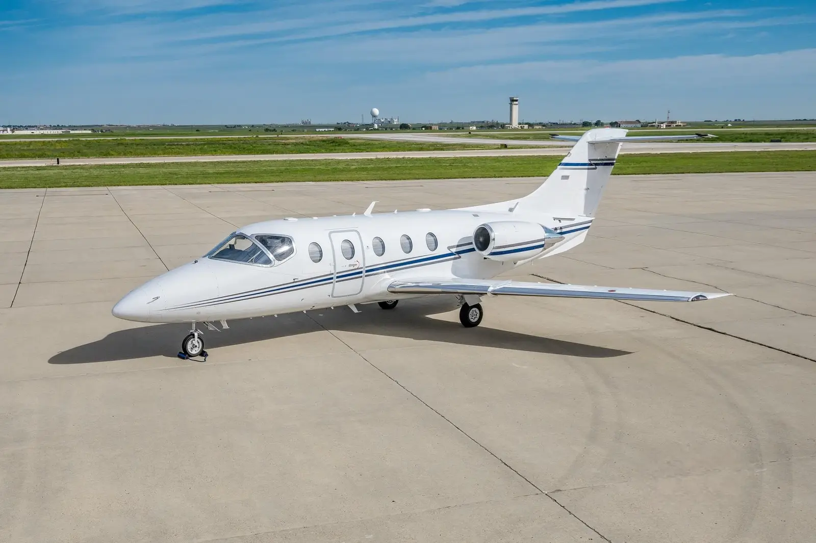 Beechcraft Beechjet 400A N349FJ operated by Haven Aviation Services Group (Haven ASG) photo 2