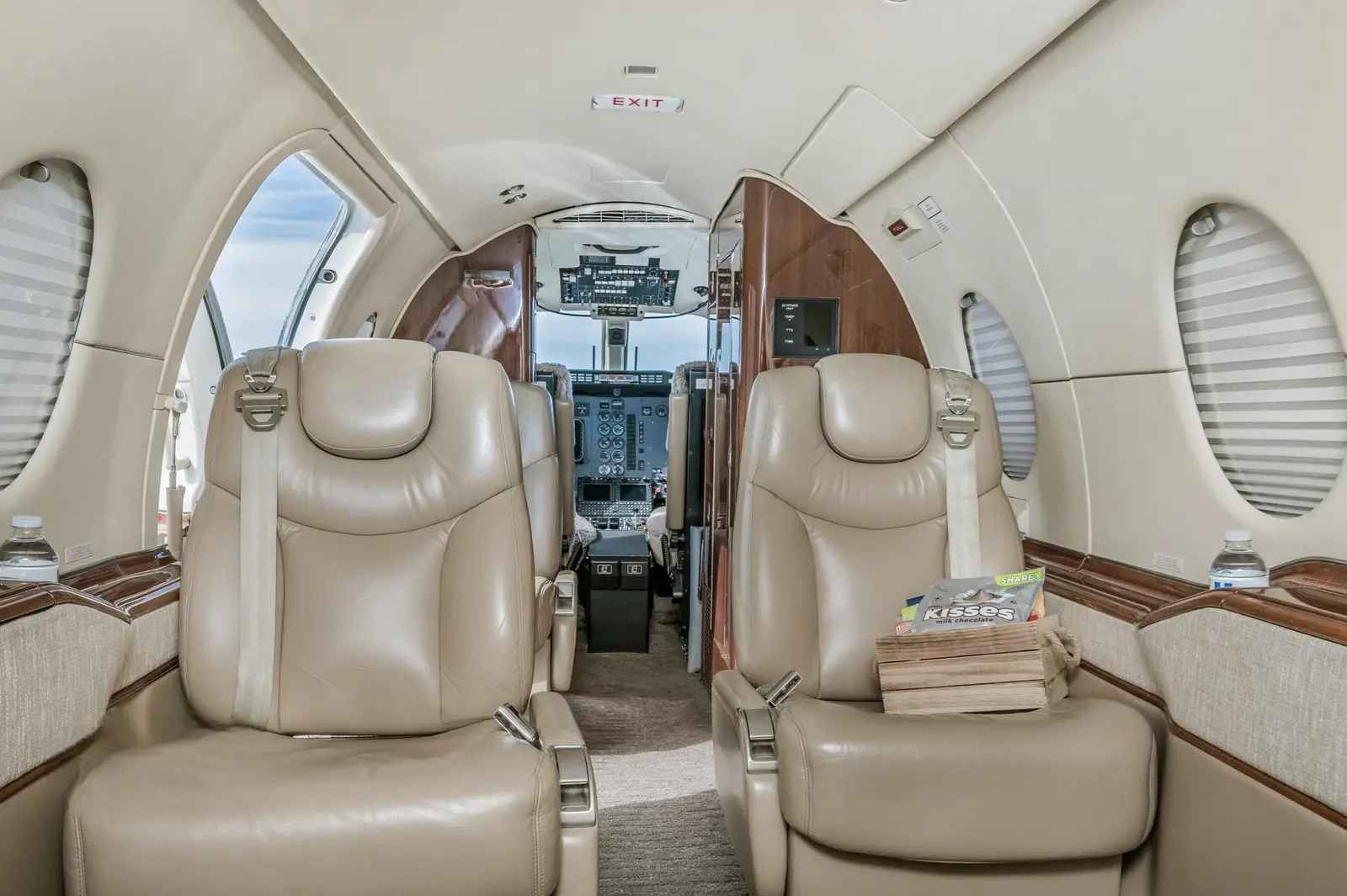 Beechcraft Beechjet 400A N349FJ operated by Haven Aviation Services Group (Haven ASG) photo 3