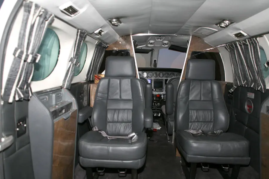 Cessna 414A N351HC operated by Wisconsin Aviation, Inc. photo 2