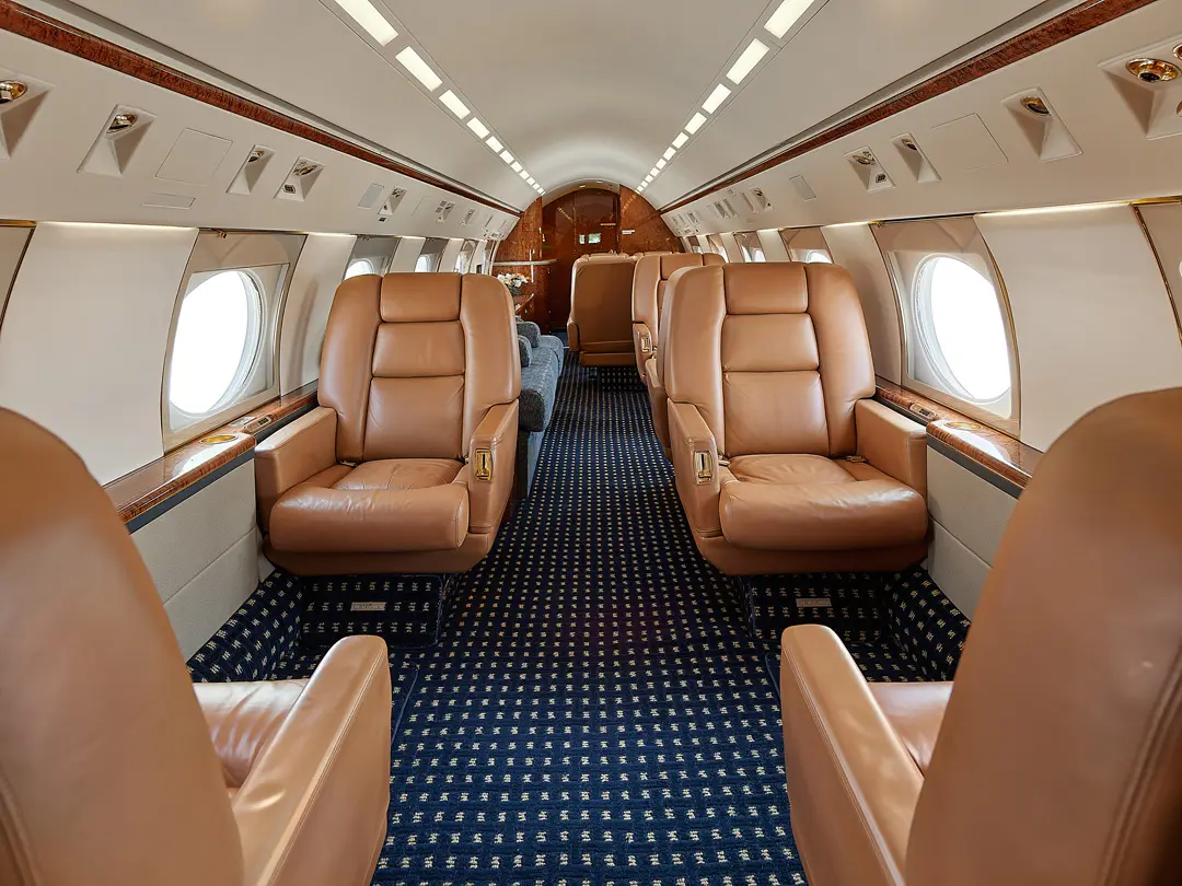 Gulfstream IV N352DJ operated by Lyon Aviation, Inc. photo 3