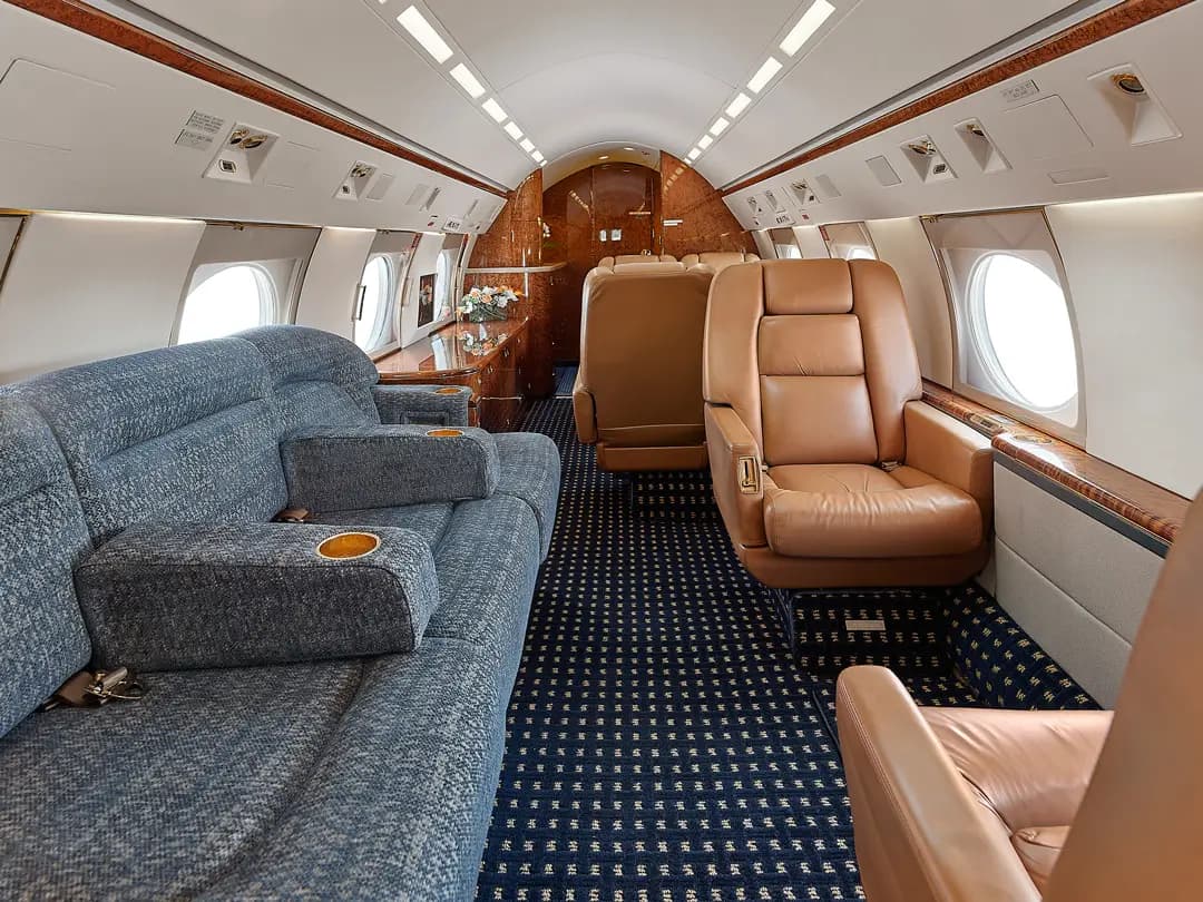 Gulfstream IV N352DJ operated by Lyon Aviation, Inc. photo 5