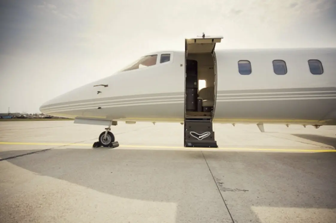 Bombardier Learjet 60 N357WP operated by Hera Flight, LLC, KPIE, exterior