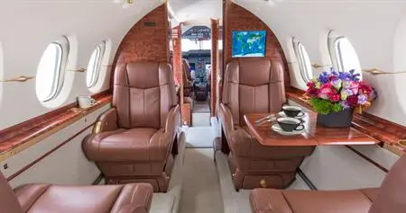 Beechcraft Hawker 850XP N359BC operated by Elite Air, Inc., KPIE photo 2