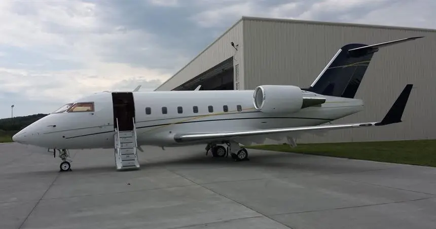 Bombardier Challenger 604 N359V operated by Jet Linx Aviation, LLC photo 4