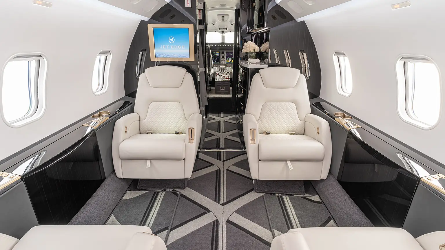 Bombardier Challenger 300 N362JE operated by Jet Edge International, KCAE photo 2