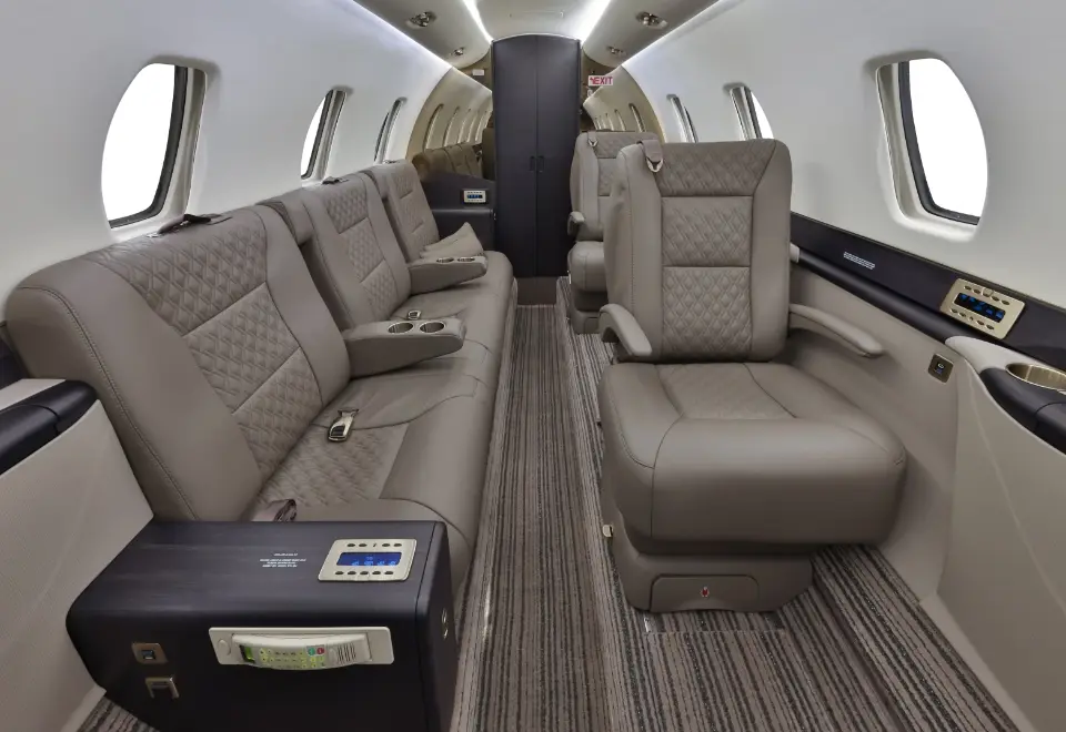 Cessna Citation Sovereign N363AP operated by American Air Charter, Inc. photo 3